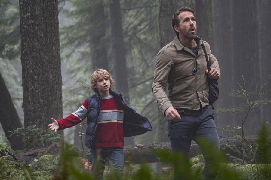 First Photos From Ryan Reynolds Upcoming Netflix "The Adam Project" Movie