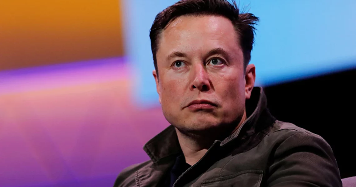 Twitter Users and Critics Debate Elon Musk’s “Woke Virus” Claims as Netflix Faces Record Downfall