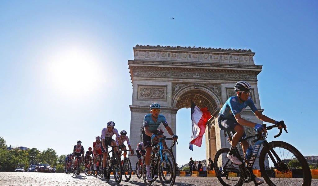 After Racing Cars, Netflix to Bring Bicycles With ‘On Your Bike’ Documentary Series on Tour de France From the Producers of Formula 1: Drive to Survive