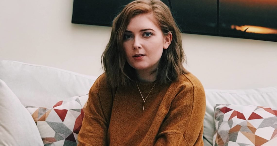 “Never in my wildest DREAMS”: Alice Oseman Stoked as ‘Heartstopper’ Books Trend Globally After the Show’s Success