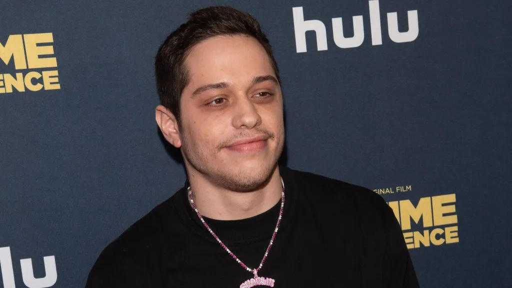 Why Pete Davidson Couldn’t Put Makeup on for His ‘Netflix Is a Joke Fest’ Show