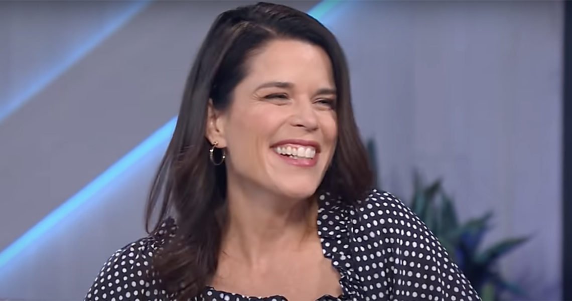Neve Campbell Laughed Reminiscing Shooting Her First Scene With Manuel Garcia-Rulfo in ‘The Lincoln Lawyer’: “He forgot to put the car in park and it…”
