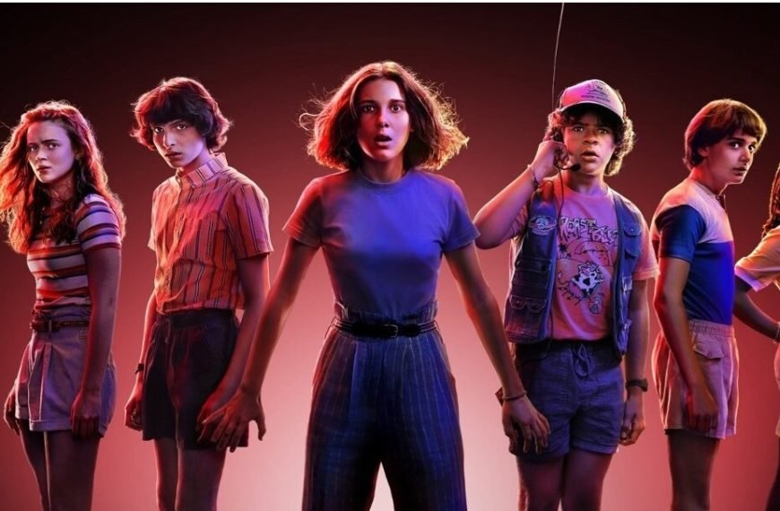 “Say it! I’m your first kiss”: When Millie Bobby Brown Impelled Finn Wolfhard to Accept She’s Her First Kiss, Noah Schnapp Backed Her