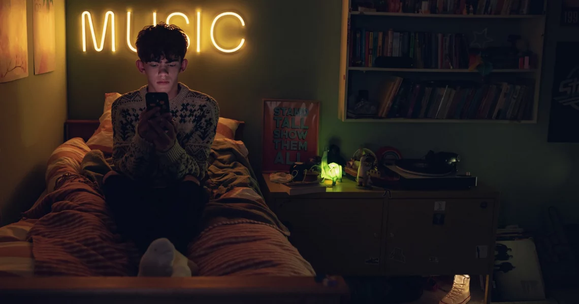 “Its just so me”: Fans Laud Netflix’s ‘Heartstopper’ for the Most Accurate and Relatable Representation of the Texting Generation