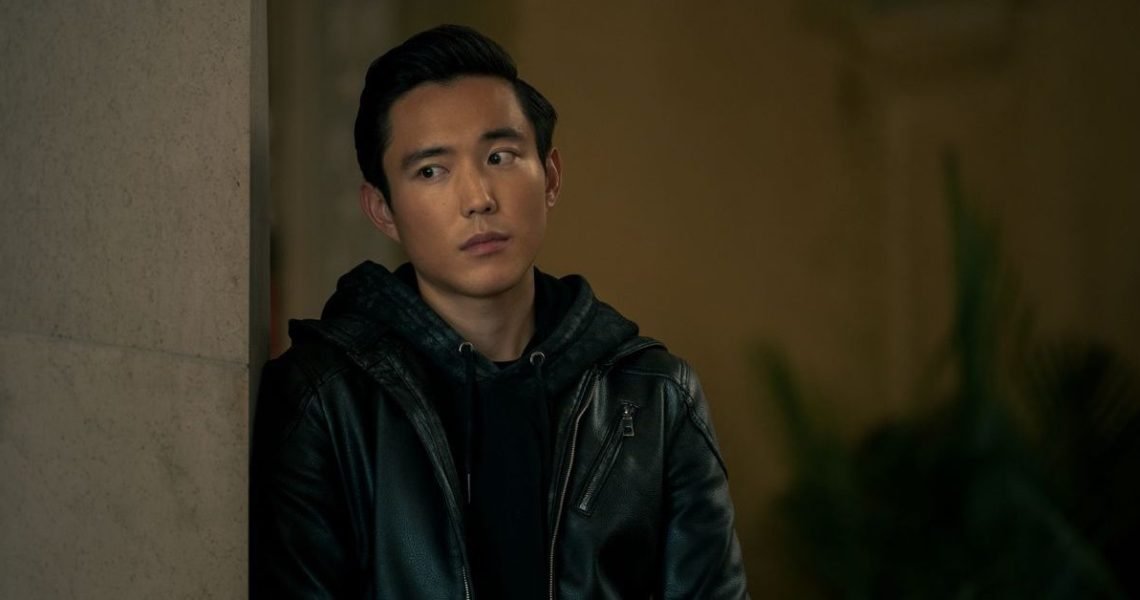 The Umbrella Academy Star Justin Hong-Kee Min Thanks Fans for Hating Ben Hargeeves, but They Disagree