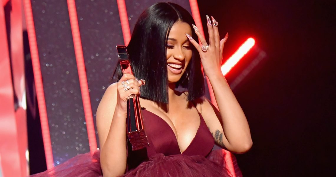 Cardi B Finds A Silver Lining In Her Parents’ Divorce, Saying She Had “more freedom to do more things”