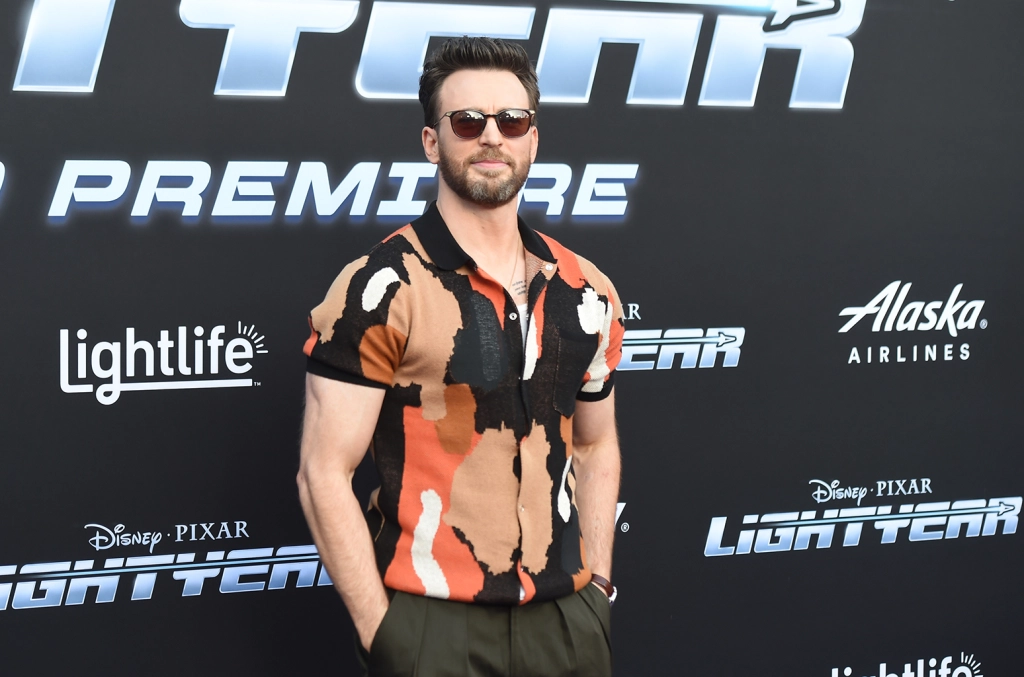 Netflix’s Whopping $50 Million Cannes Purchase Adds Chris Evans Alongside Emily Blunt In ‘Pain Hustlers’