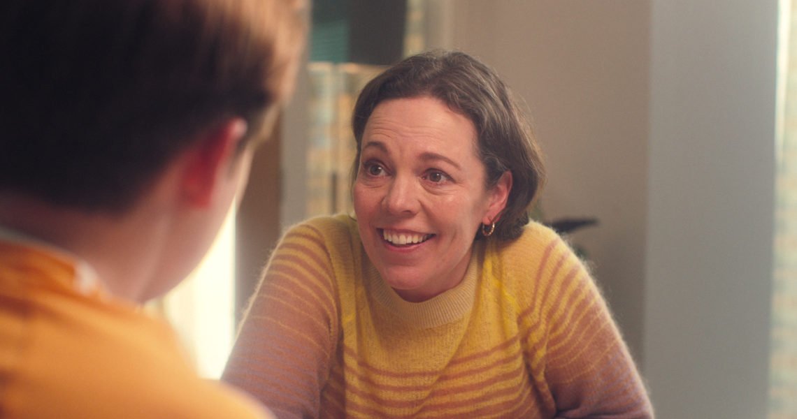 When Kit Connor Made The Legendary Olivia Colman Forget All Her Lines For An Adorable And Wholesome Reason