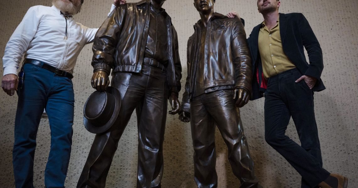 “We’re going down the road of literally glorifying meth makers?”: Albuquerque Republicans Angry After Installation of Breaking Bad Statues
