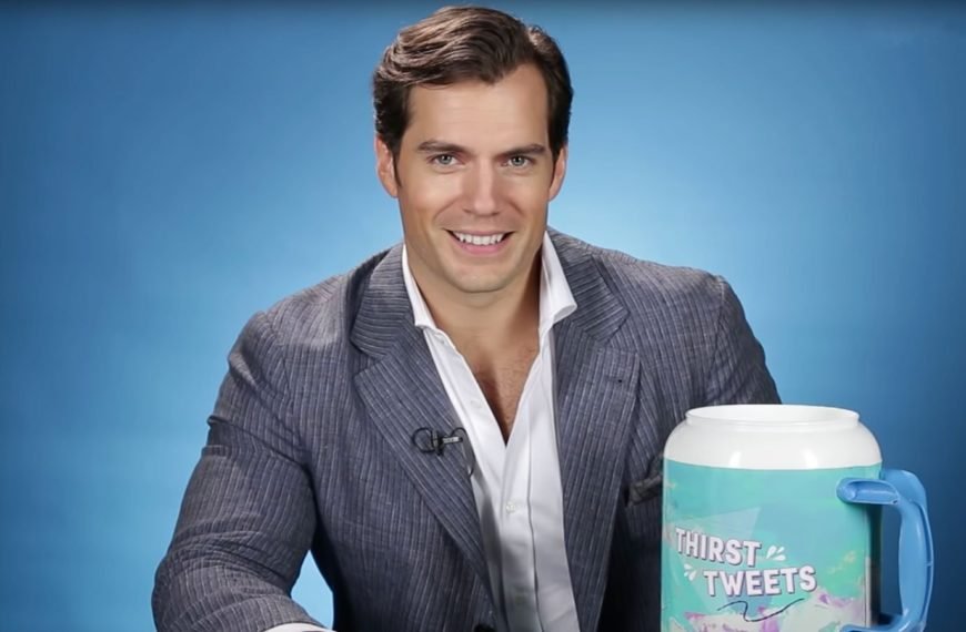 “Not really as thirsty as I thought it might be”: When Henry Cavill Took His Chances With the Internet and Read Thirst Tweets