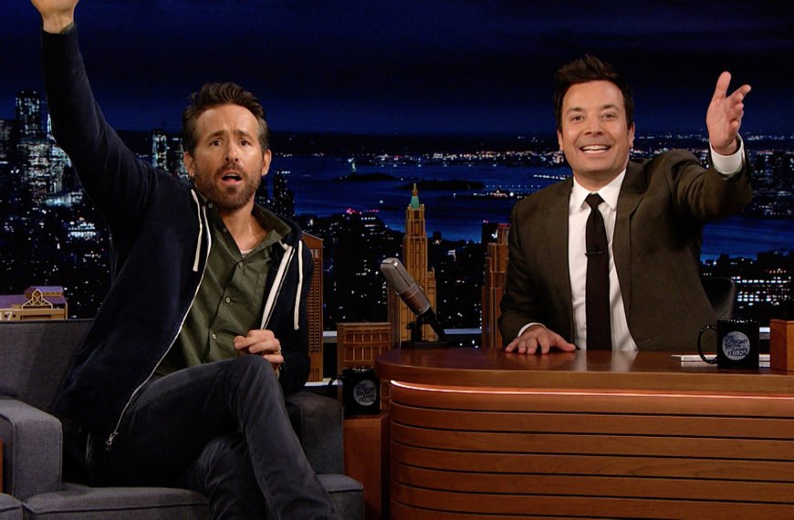 “He’s a late-night talk-show Sl*t”: When Ryan Reynolds Outed ‘The Office’ Actor in Front of Jimmy Fallon