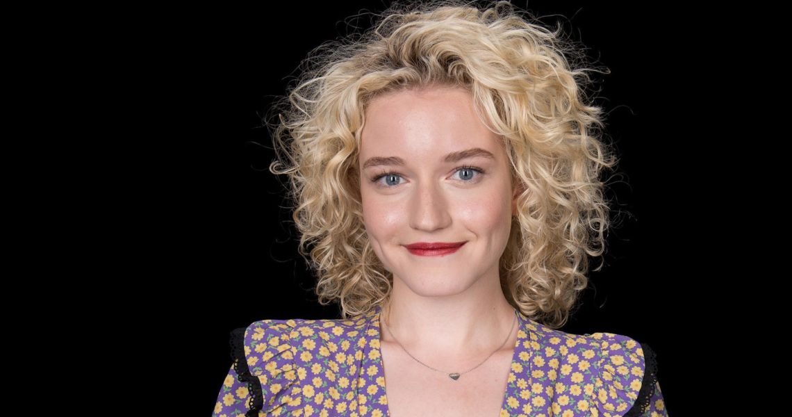 When Julia Garner Was Bombarded With Her Worst Fear in Two Different Sizes by Ellen Degeneres