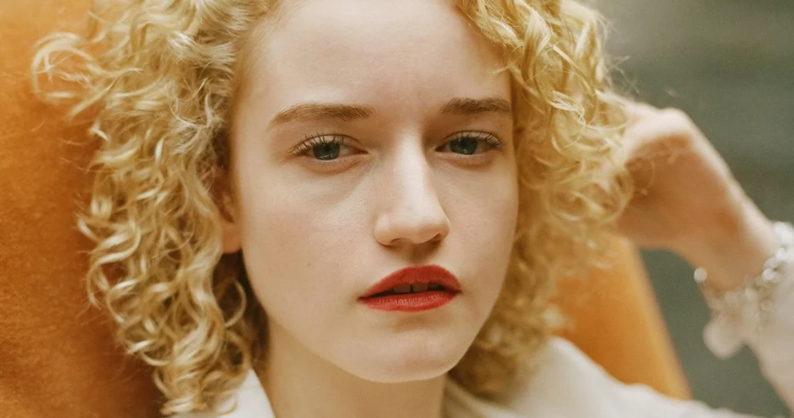 Did You Know Julia Garner Built a Southern Accent for a Movie Before She Came on ‘Ozark’?