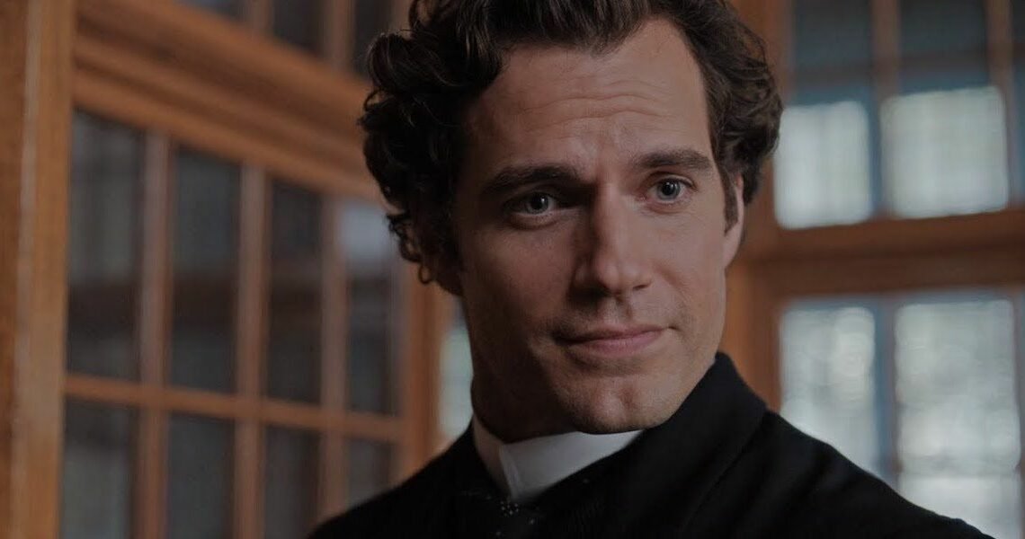 When Henry Cavill Turned Into a Real-Life Sherlock Holmes and Revealed Secrets About Social Media Stalking