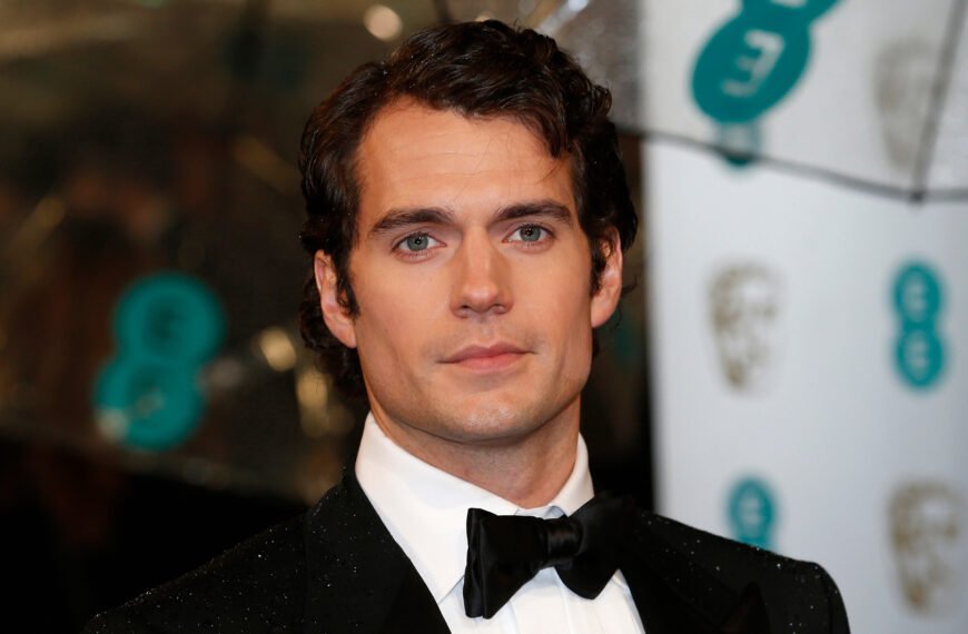 Henry Cavill Hairstyles Through the Years and Roles – From Buzz Cut to Wavy Casual