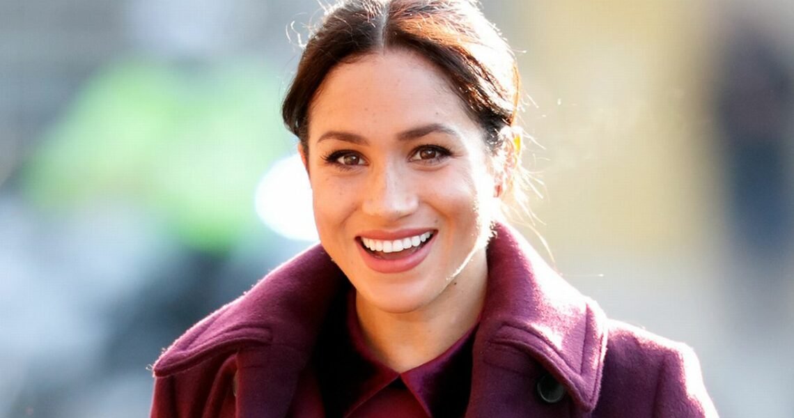 Preparing For Your Long Holiday Travels? Let Meghan Markle Guide You Through Getting a Princess Experience