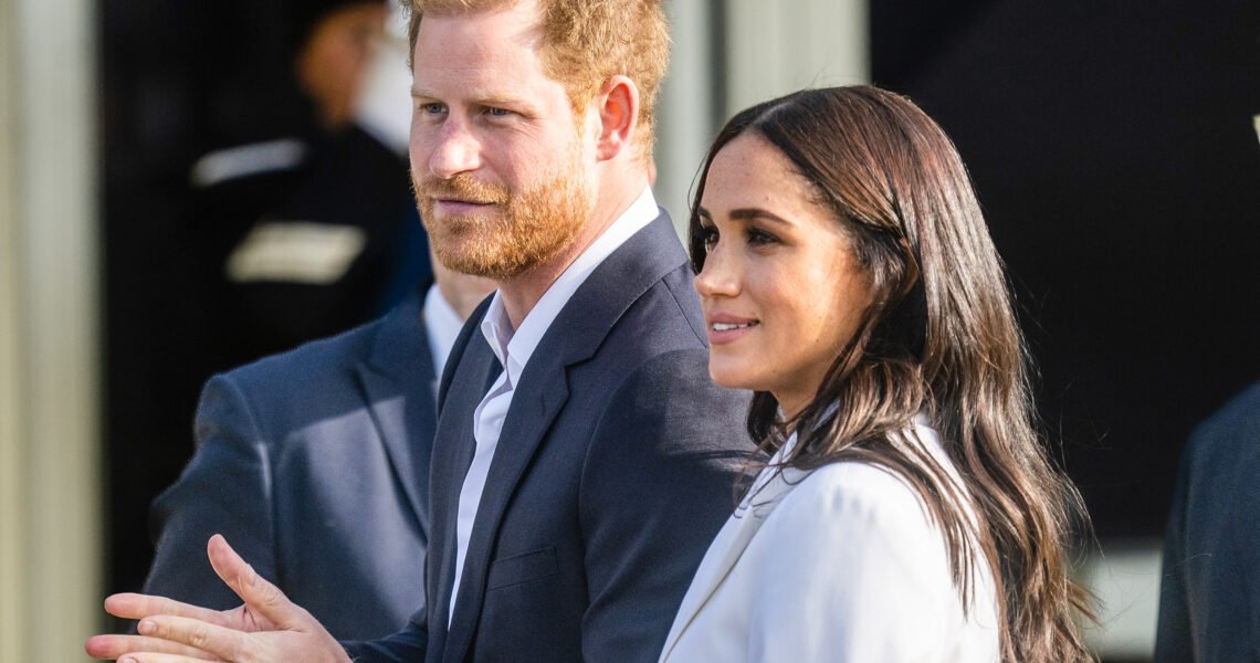 “Two worlds that had no experience of each other” – Royal Expert Reflects on Prince Harry and Meghan Markle’s Exit From the Royal Family