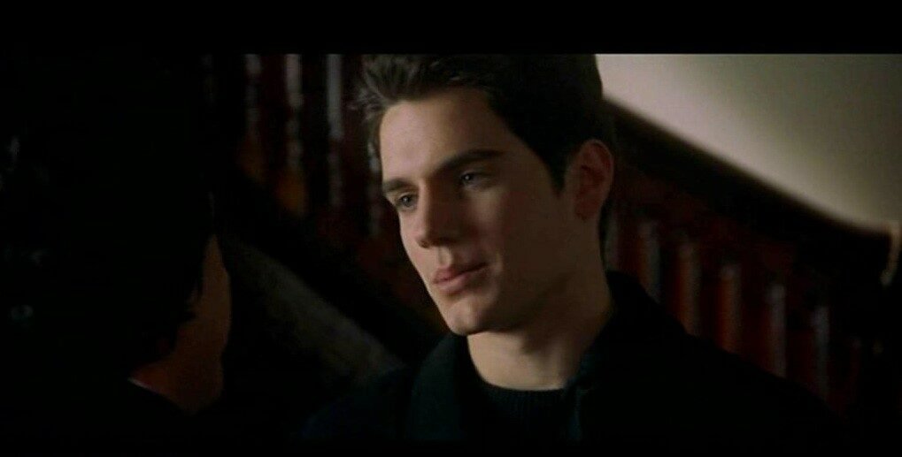 Resurfaced Snapshots From Henry Cavill’s 2001 Movie Put Fans in Awe – “aaaaaaa my baby Witcher”