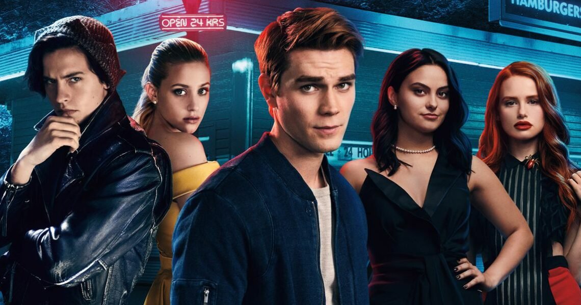 “No wonder they’re all too stupid” – Fans Come Out to Defend ‘Riverdale,’ as Netflix Once Again Cancels a Promising Show in ‘Fate: The Winx Saga’