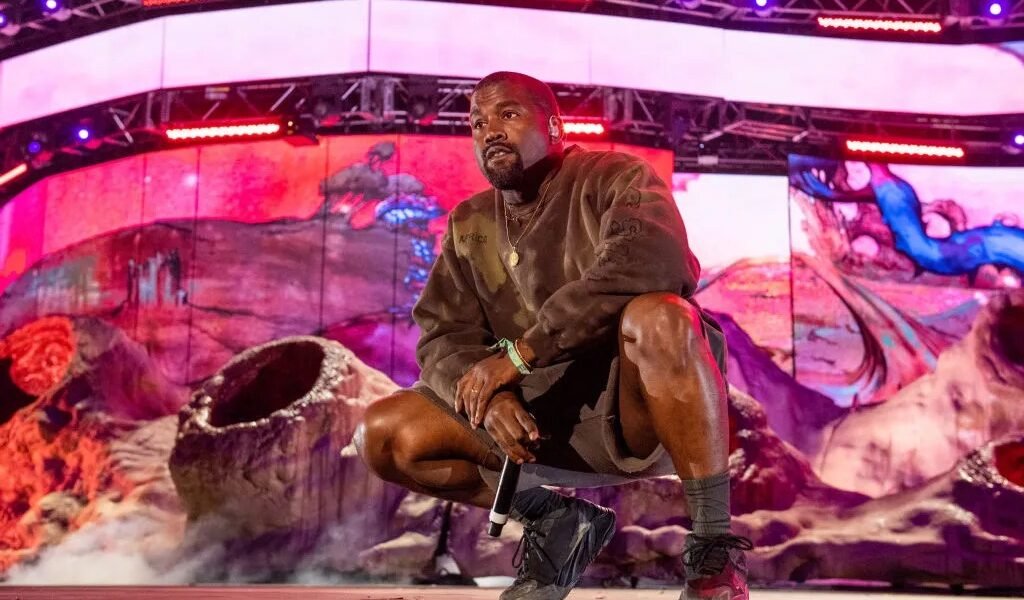 Despite Controversies Kanye West Always Proved to Be Creative Genius Tells This 2016 Video