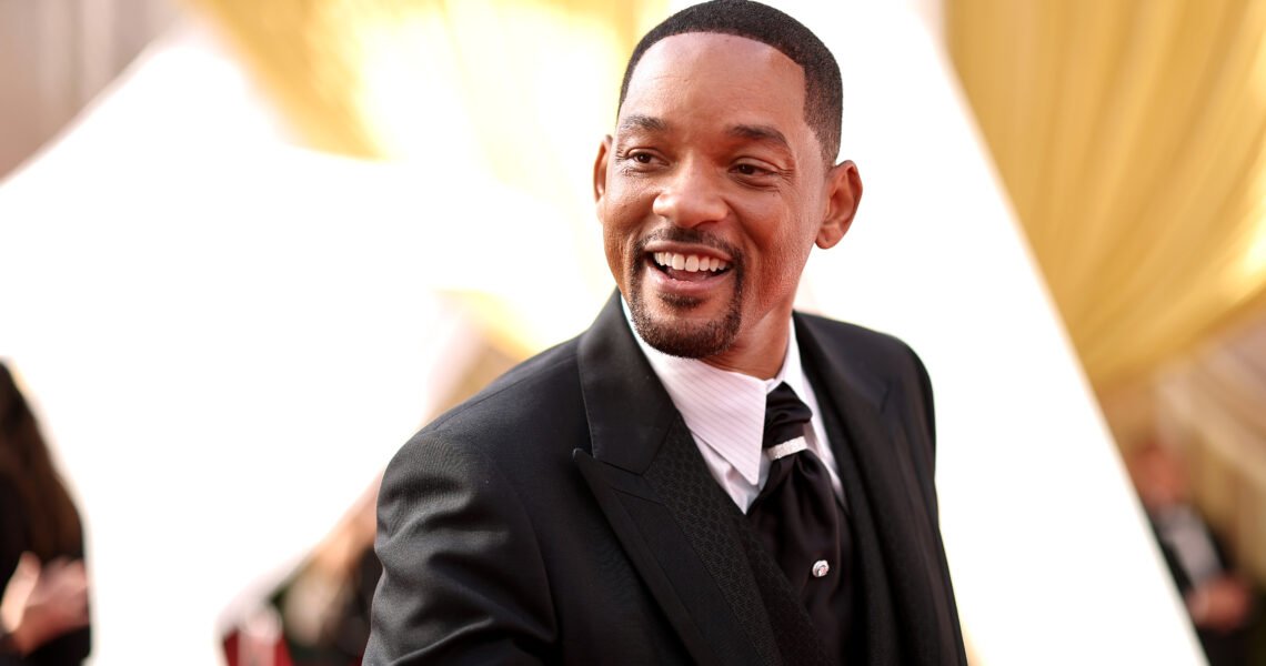 Fans Join In as Will Smith Sings Praises for the Legendary Jamie Foxx in an Extensive Instagram Post