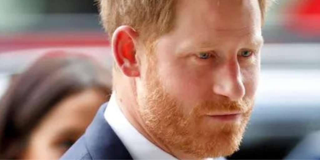 Prince Harry Ousted as a ‘Hypocrite’ for Exposing His “older woman”
