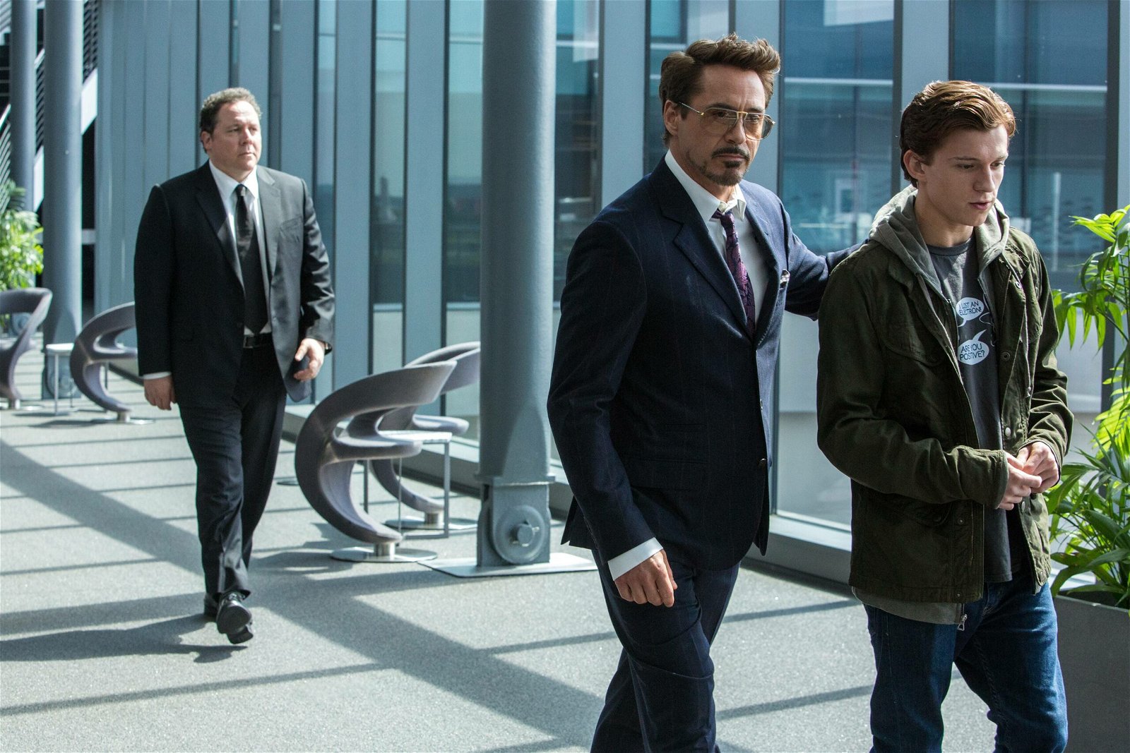 Robert Downey Jr. and Tom Holland in a still from Spiderman: Homecoming
