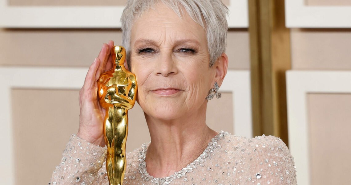 “Over Stephanie Hsu and….” – Cinephiles Call Out Oscars for Awarding Jamie Lee Curtis Over Her Co-Star in ‘Everything Everywhere All at Once’